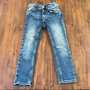 &denim Boys Distressed Jeans, size 6